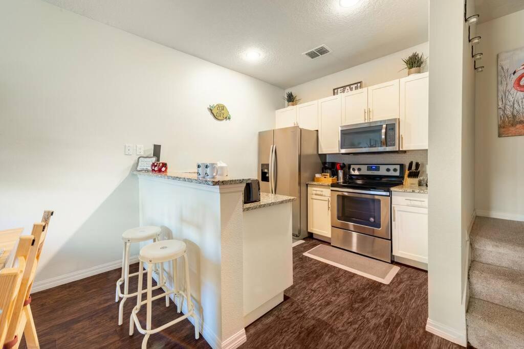 Super Comfy And Spacious 3 Bedroom 10 Minutes From Disney, With Major Shopping 4 Minutes Away Kissimmee Extérieur photo