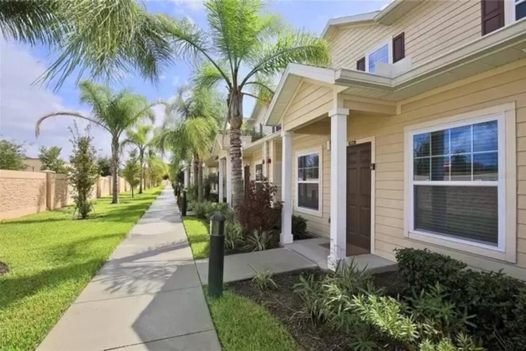 Super Comfy And Spacious 3 Bedroom 10 Minutes From Disney, With Major Shopping 4 Minutes Away Kissimmee Extérieur photo