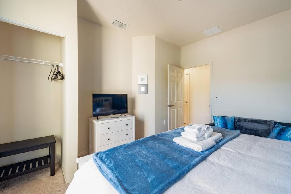 Super Comfy And Spacious 3 Bedroom 10 Minutes From Disney, With Major Shopping 4 Minutes Away Kissimmee Extérieur photo