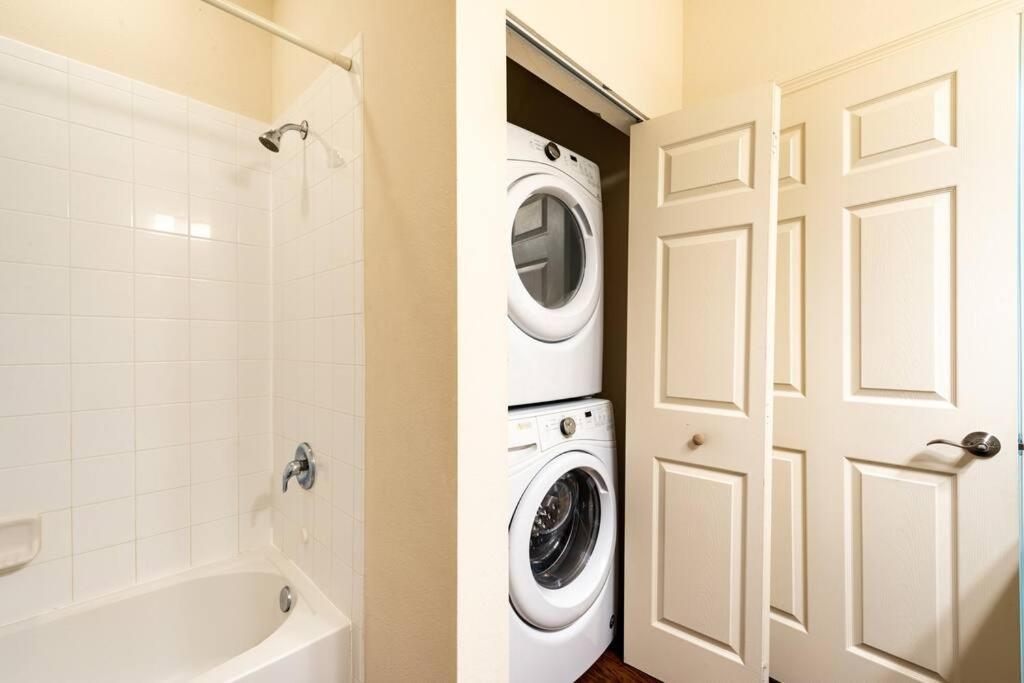 Super Comfy And Spacious 3 Bedroom 10 Minutes From Disney, With Major Shopping 4 Minutes Away Kissimmee Extérieur photo