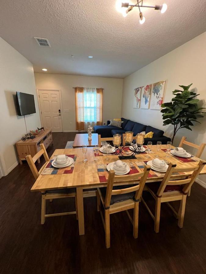 Super Comfy And Spacious 3 Bedroom 10 Minutes From Disney, With Major Shopping 4 Minutes Away Kissimmee Extérieur photo