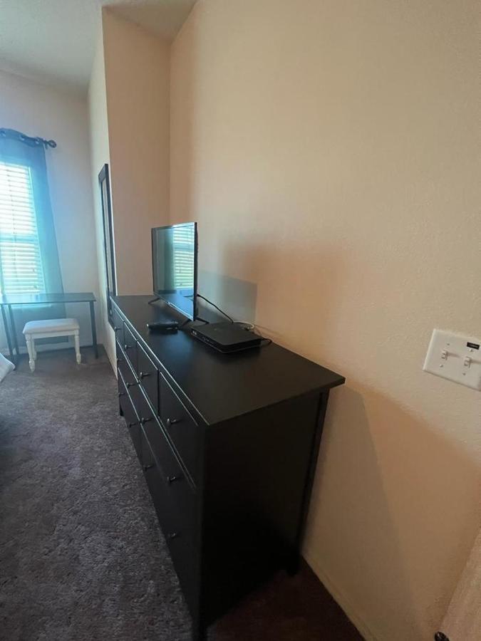 Super Comfy And Spacious 3 Bedroom 10 Minutes From Disney, With Major Shopping 4 Minutes Away Kissimmee Extérieur photo